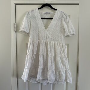 Zara White Eyelet Women’s Dress Size Medium M Babydoll Mini